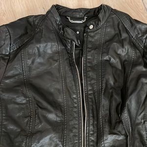 Awesome worthington leather jacket